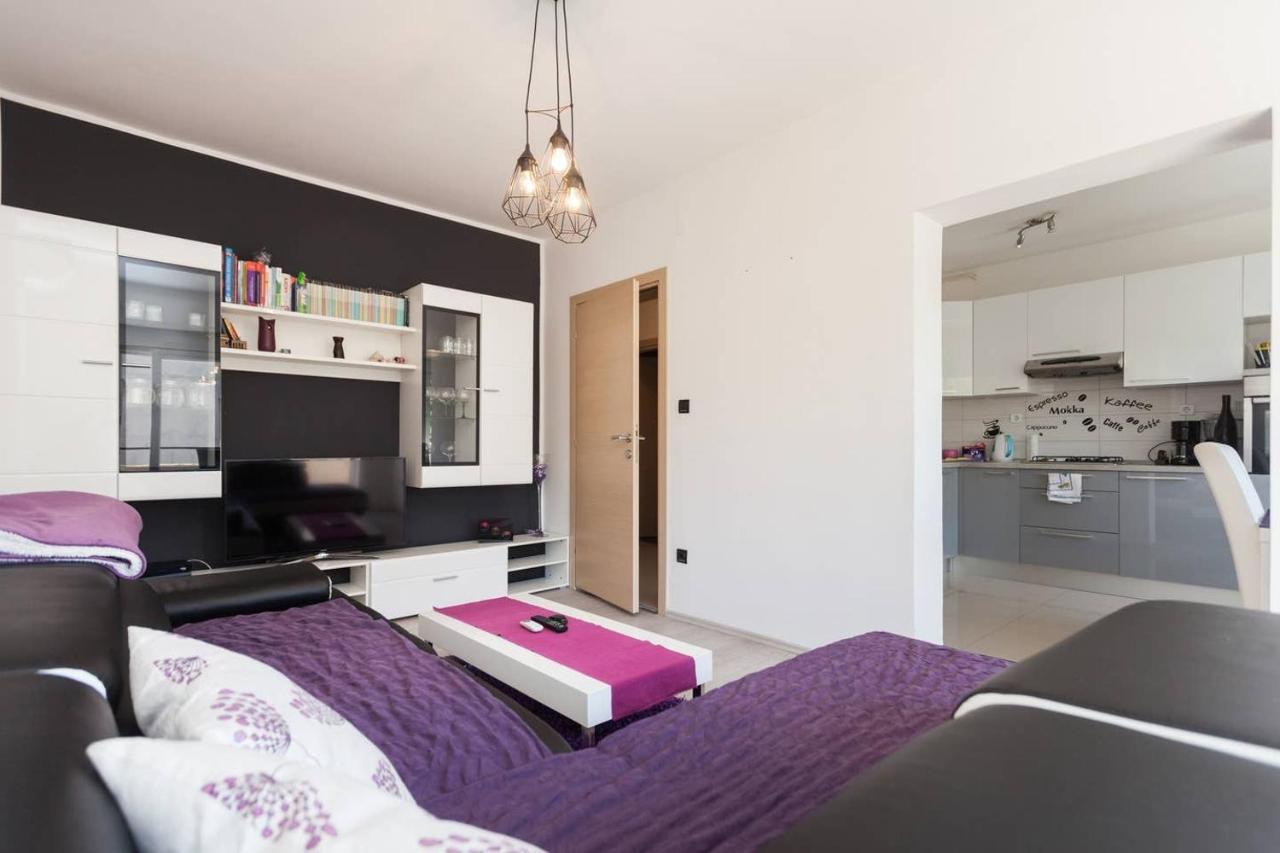 Apartman Mark Apartment Pula Ngoại thất bức ảnh